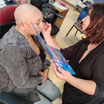 Imagen Se retomaron los talleres de maquillaje en Oncología Adulto