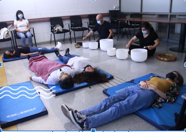 Imagen Pacientes de Oncología agradecieron  sesión de sonoterapia